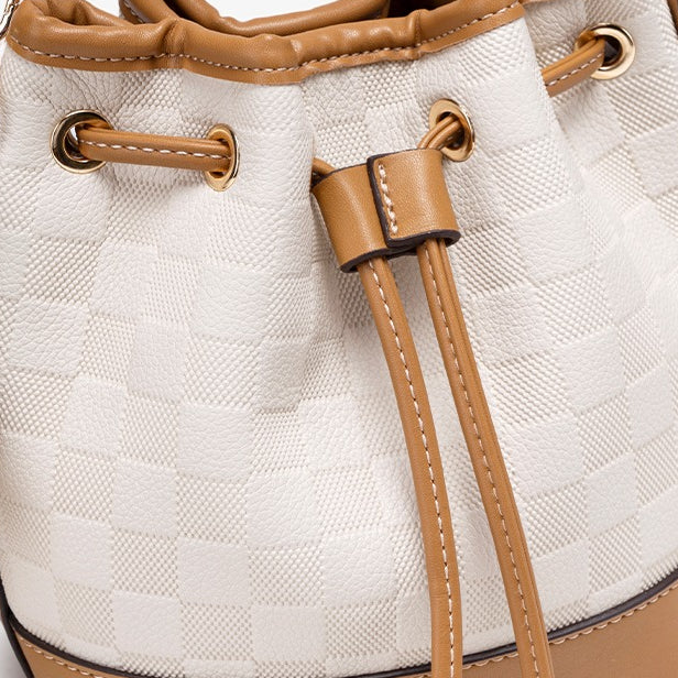 Bolsa Bucket Xadrez Vintage com Charm - imagem 13
