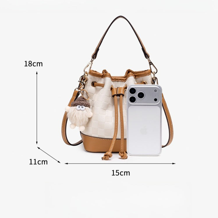 Bolsa Bucket Xadrez Vintage com Charm - imagem 16