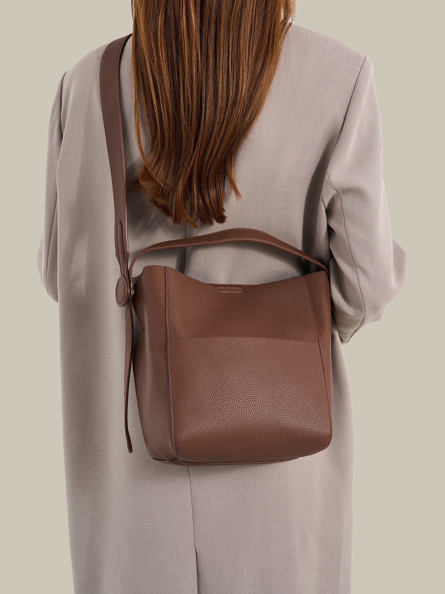 Bolsa Bucket Texturizada Macia - imagem 12