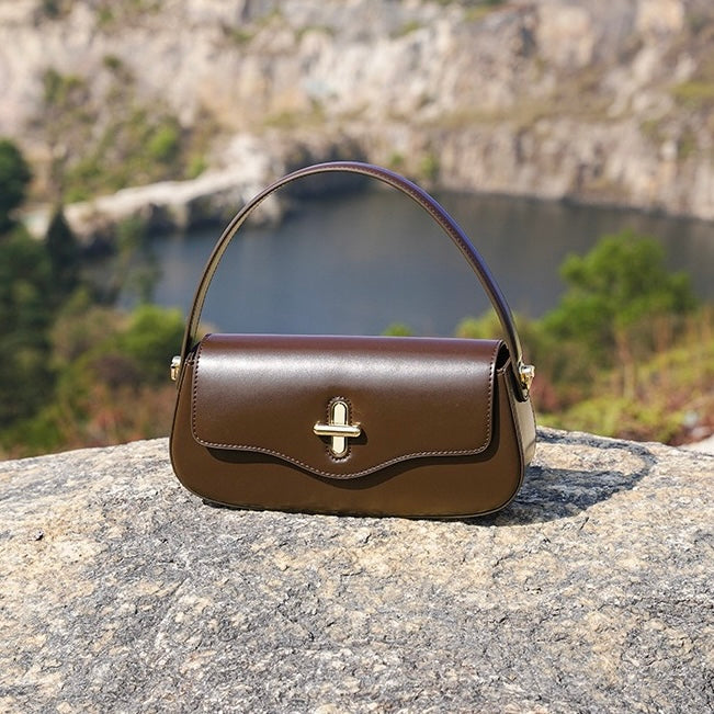 Bolsa Baguette Lara em Couro - imagem 19