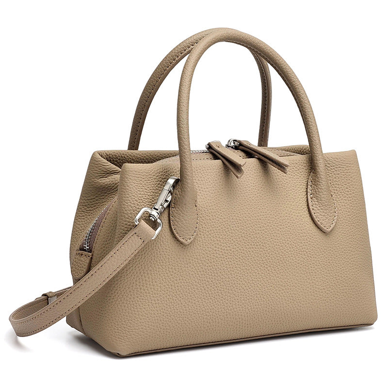 Bolsa Mini Tote Vintage em Couro Texturizado - detalhe do acabamento