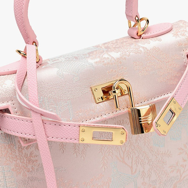 Bolsa Kelly Oriental em Couro com Charm - imagem 25