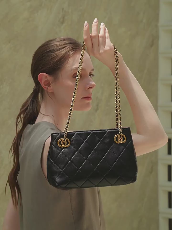 Bolsa Mini Tote Matelassê em Couro - vista lateral