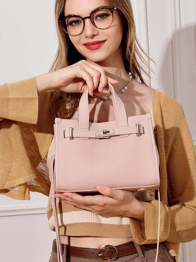 Bolsa Kelly Minimalista em Couro Texturizado - imagem 44