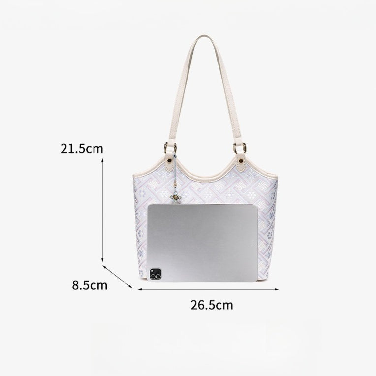 Bolsa Tote Brocado Lavanda com Tassel - imagem 17