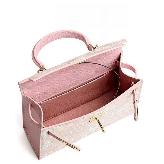 Bolsa Kelly Oriental em Couro com Charm - imagem 22