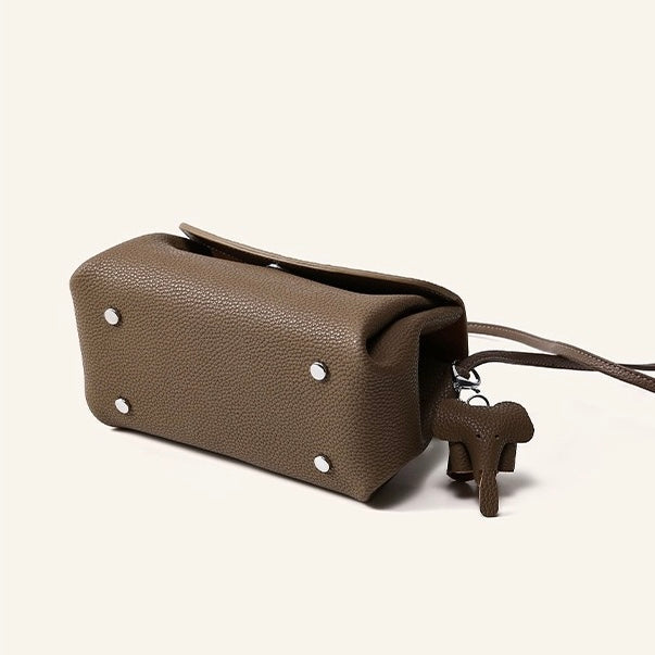 Bolsa Luna Elefante em couro transversal feminina imagem 11