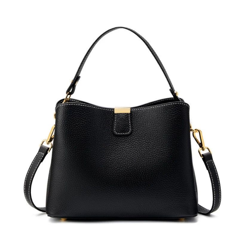 Bolsa Bucket Elara com Detalhe Dourado - Marrom