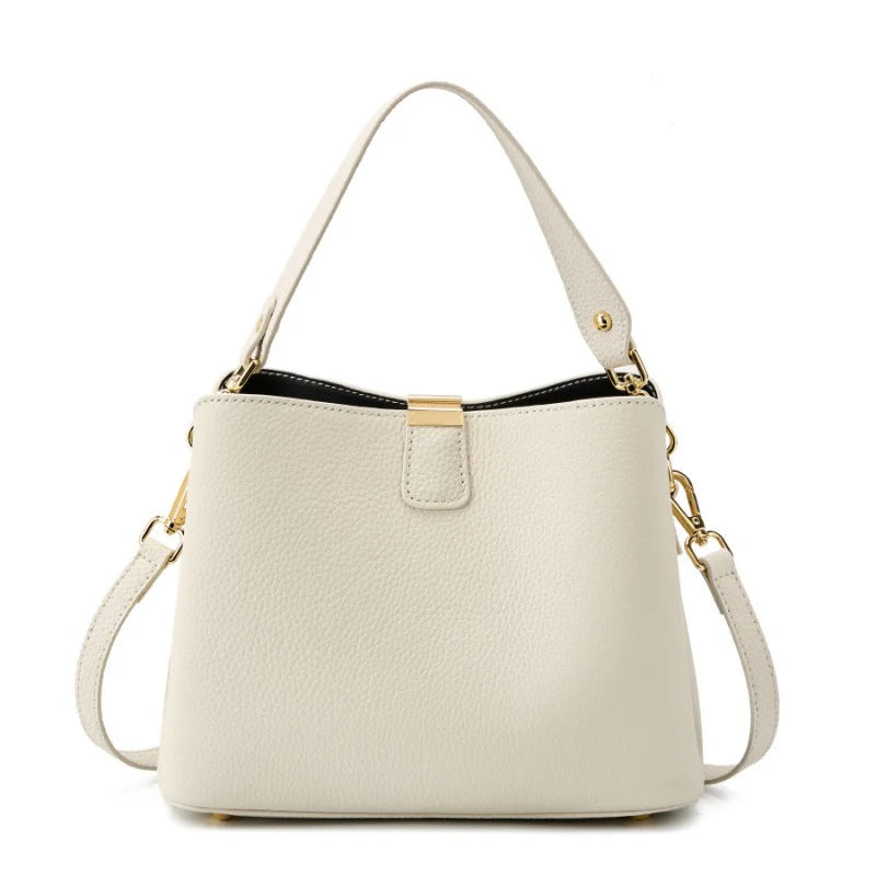 Bolsa Bucket Elara com Detalhe Dourado - Marrom