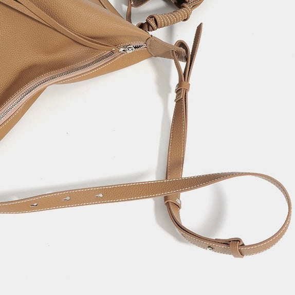 Bolsa Amora Tote em couro minimalista feminina imagem 18