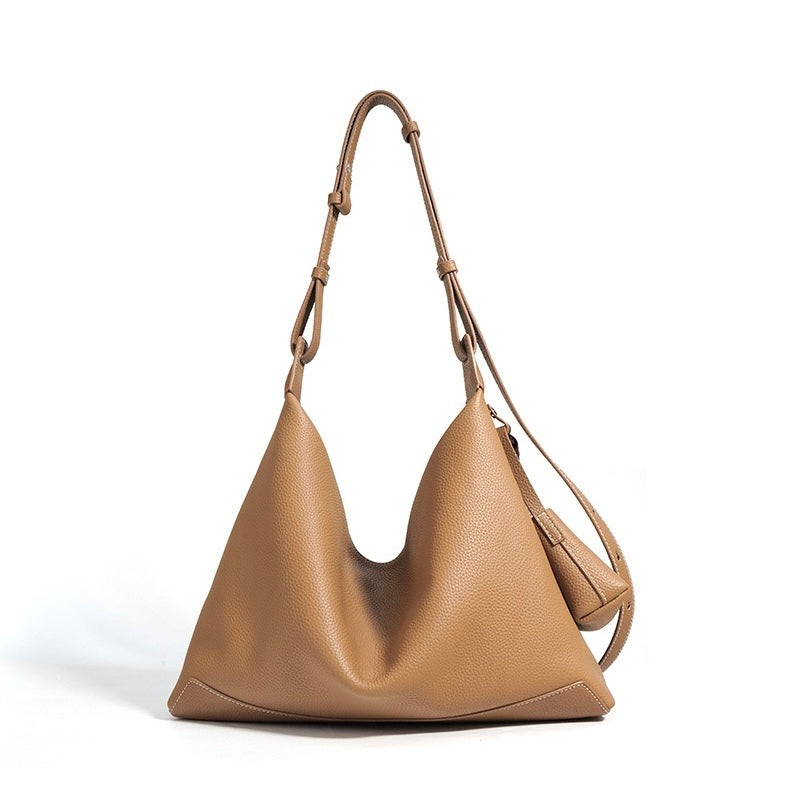 Bolsa Amora Tote em couro minimalista feminina imagem 13