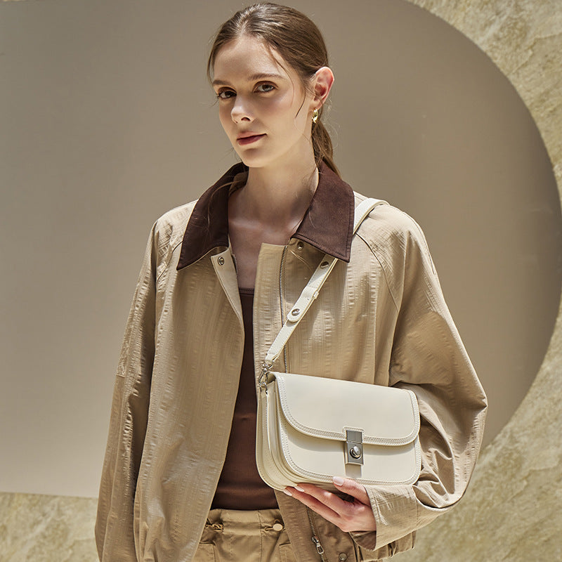 Bolsa Clara Vintage em Couro - imagem 14