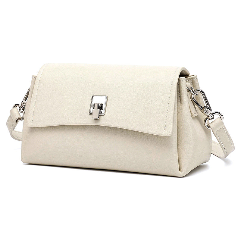 Bolsa Clutch Pillow em Couro Texturizado - vista principal
