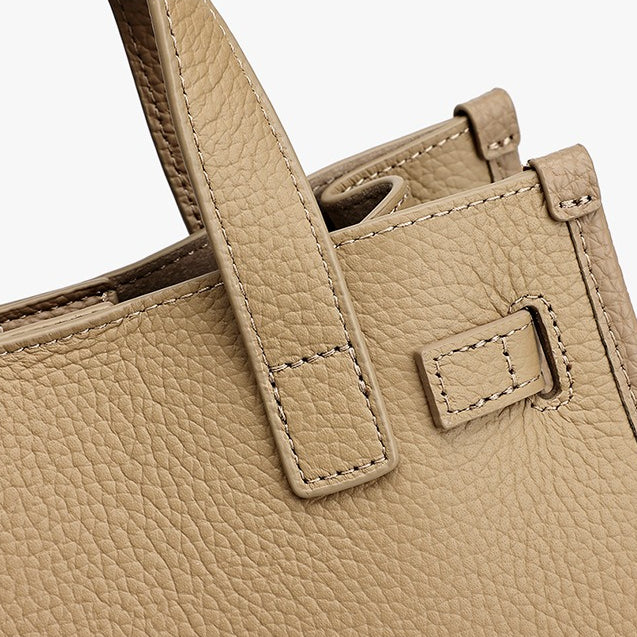 Bolsa Kelly Minimalista em Couro Texturizado - imagem 70