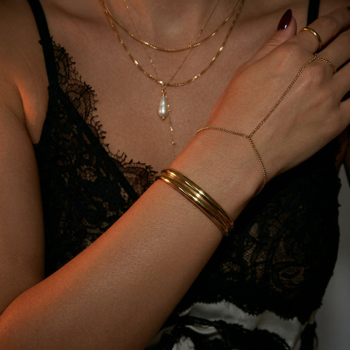 Pulseira Orivelle Cuff Duplo - no pulso