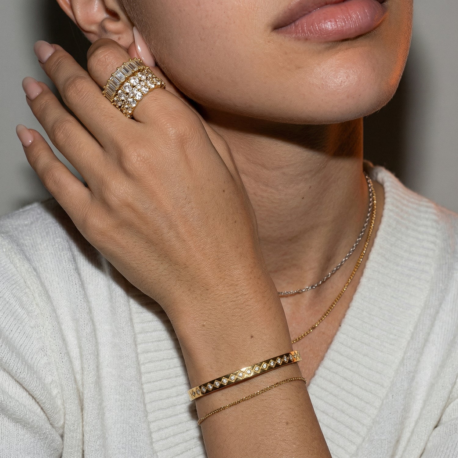 Pulseira Aurielle Micro Cristais - detalhe do acabamento